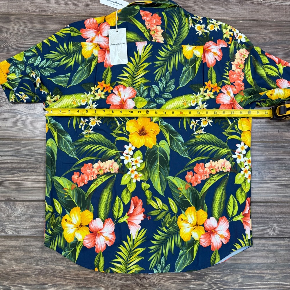 Tommy Bahama Mens Size Large Shirt Midnight Hibiscus Island Navy Silk Floral NEW - Picture 5 of 9